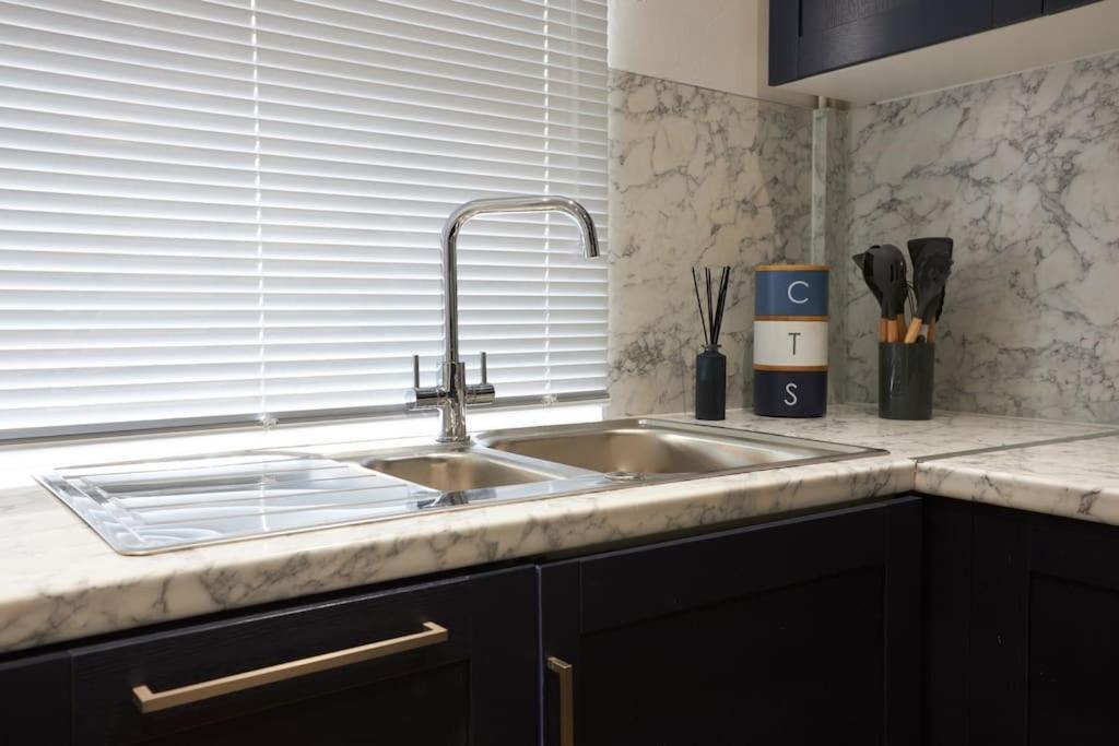 Butterbridge Apartment Лондон Екстериор снимка